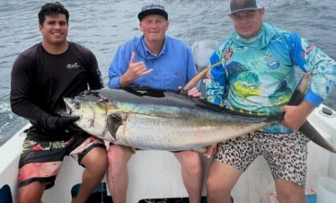 Private inshore fishing tour in Montezuma Costa Rica